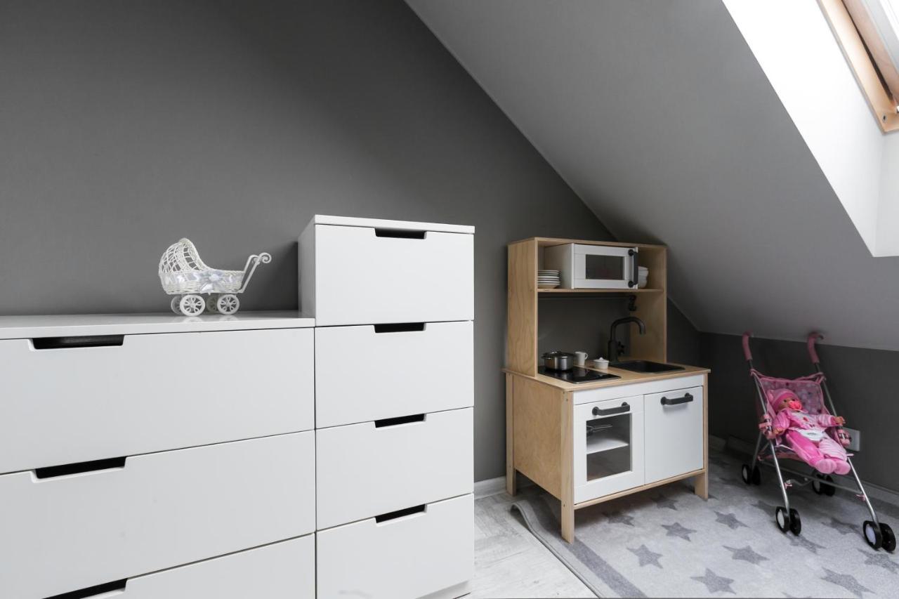Aparthotel Novum Krasków Dış mekan fotoğraf