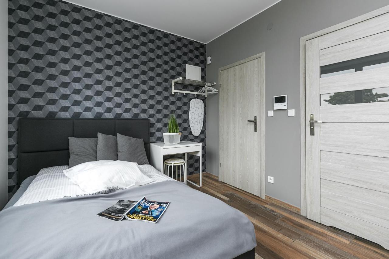 Aparthotel Novum Krasków Dış mekan fotoğraf