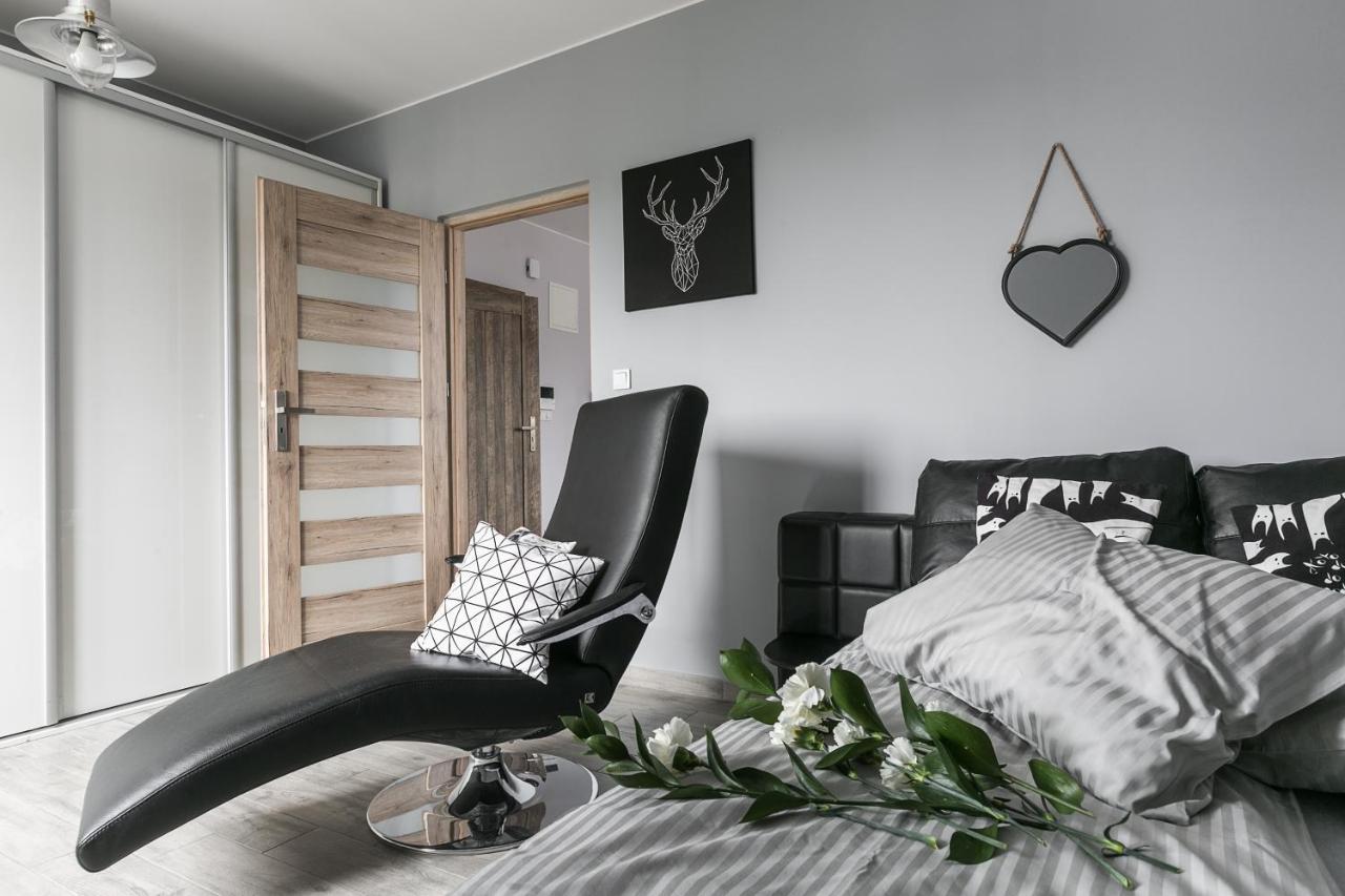 Aparthotel Novum Krasków Dış mekan fotoğraf